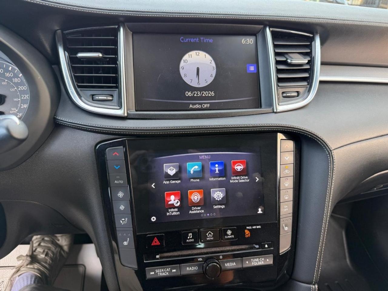 2019 Infiniti QX50 AWD/ SUNROOF/ NAVI/ LEATHER/ CLEAN CARFAX - Photo #13