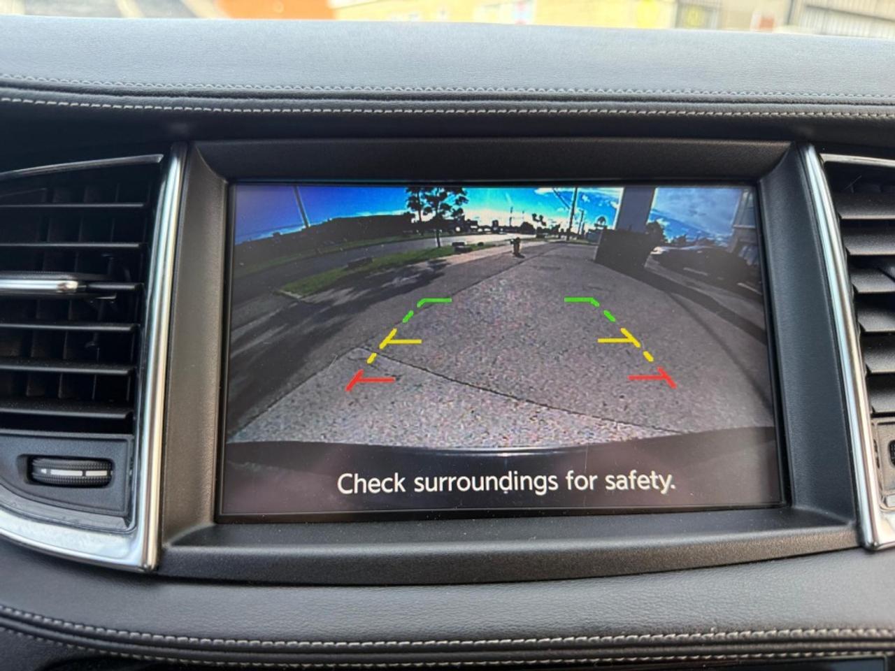 2019 Infiniti QX50 AWD/ SUNROOF/ NAVI/ LEATHER/ CLEAN CARFAX Photo