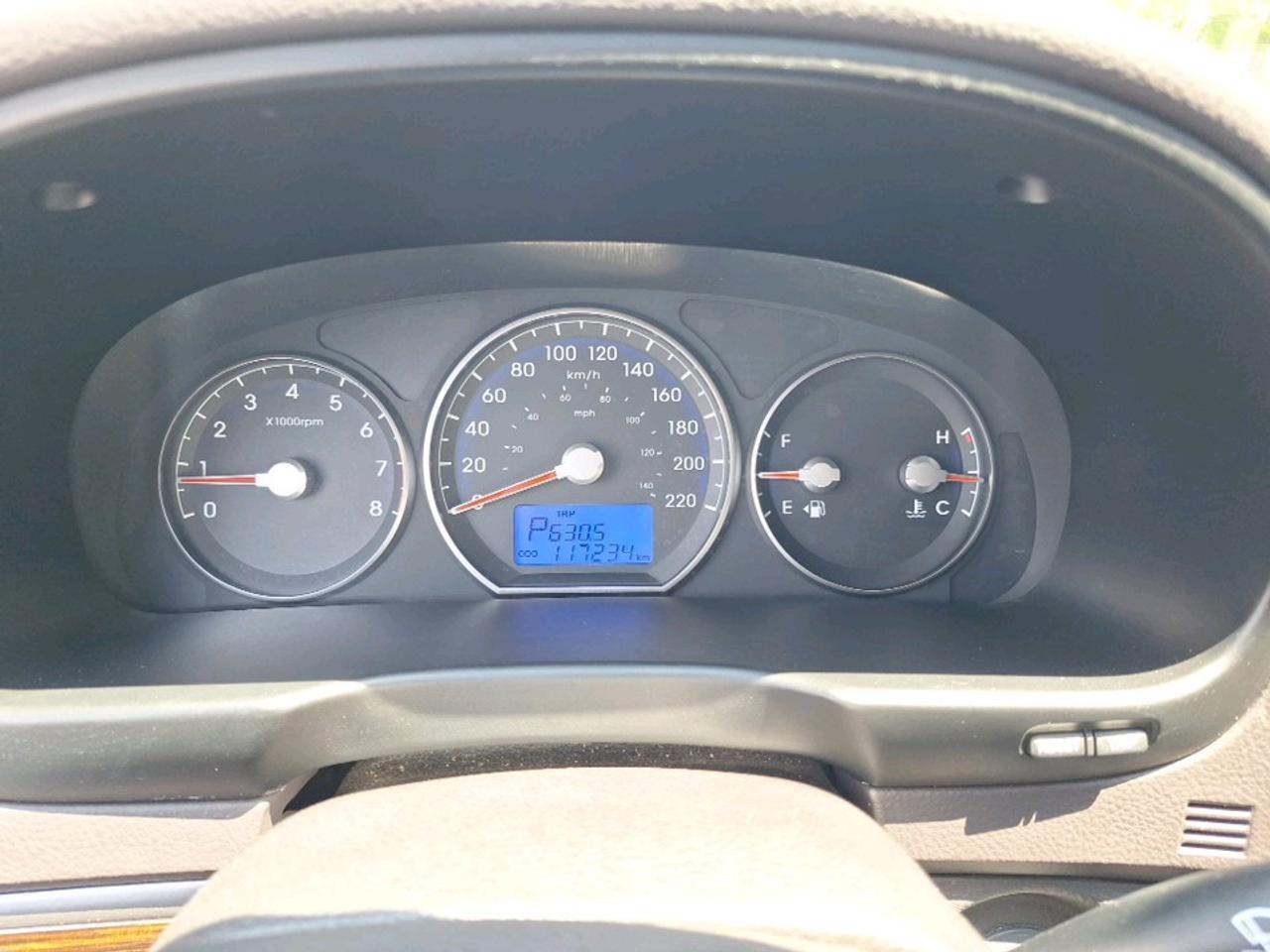 2012 Hyundai Santa Fe Limited 3.5 Photo