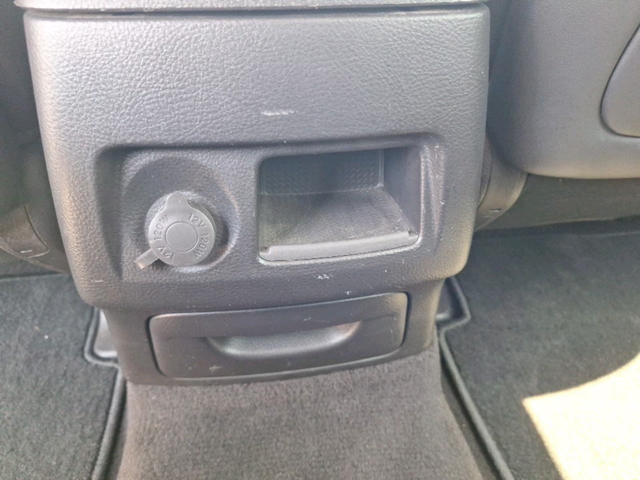2012 Hyundai Santa Fe Limited 3.5 Photo
