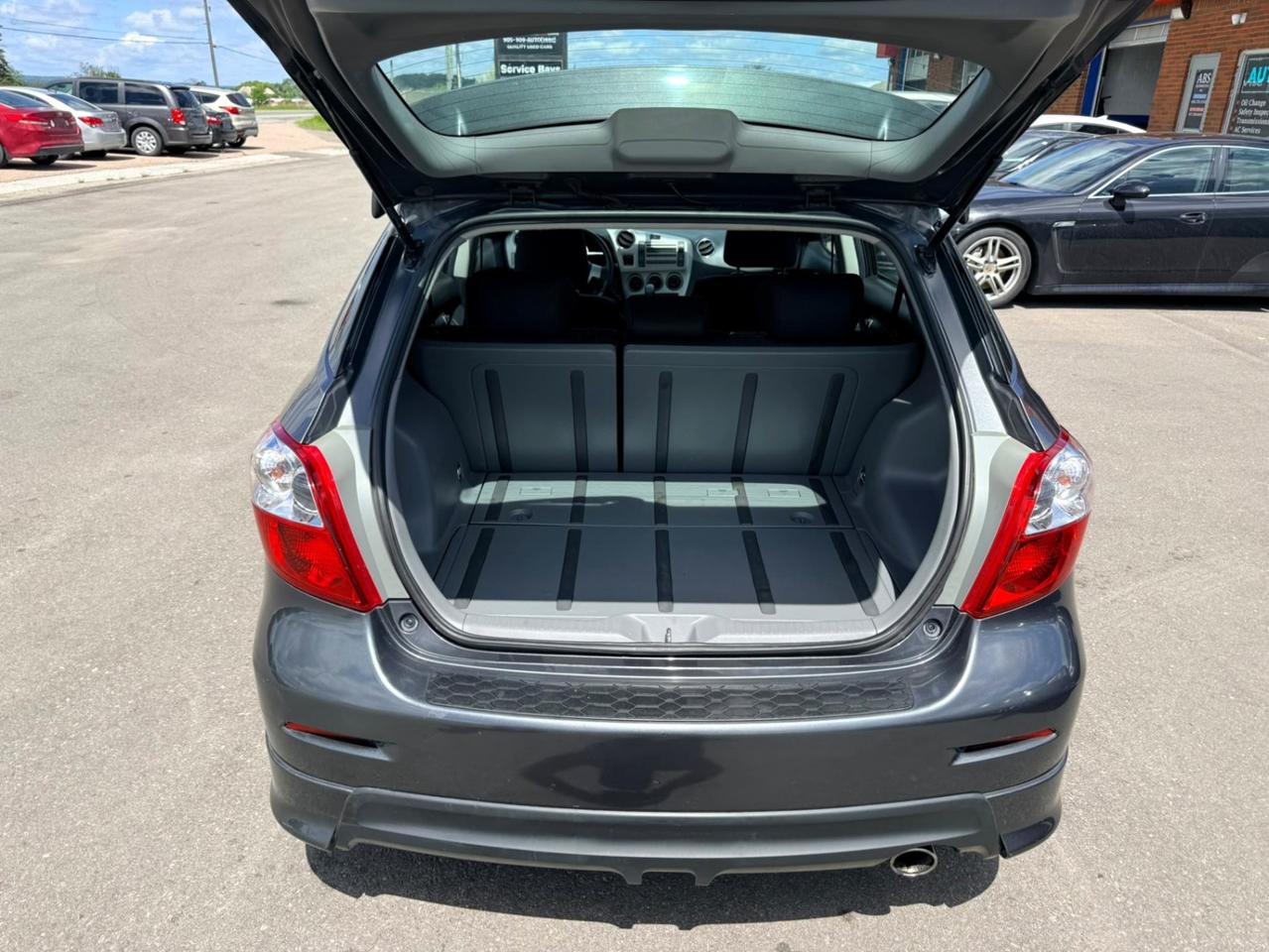 2009 Toyota Matrix XR Photo