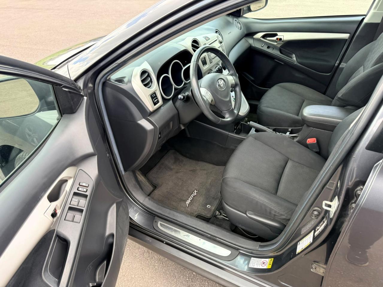 2009 Toyota Matrix XR Photo