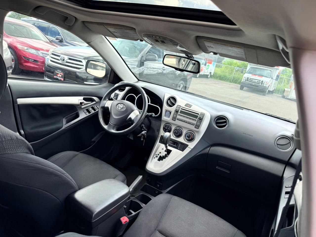 2009 Toyota Matrix XR Photo