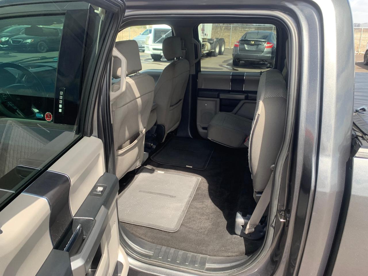 2018 Ford F-150 4WD SuperCrew XLT 157" 4X4 Photo