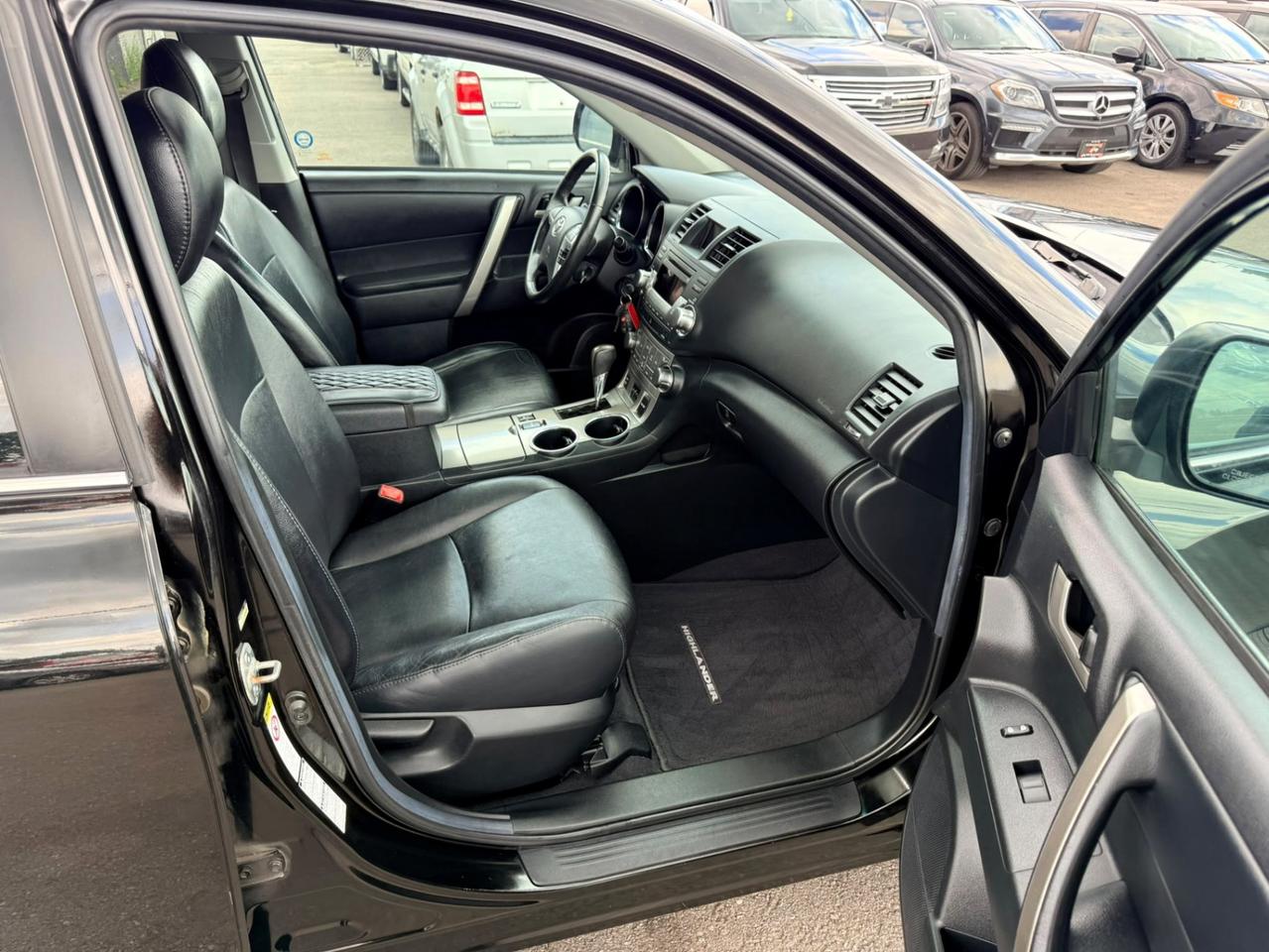2012 Toyota Highlander 4WD 4DR Photo