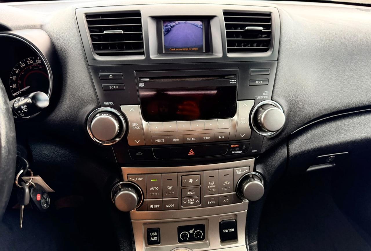 2012 Toyota Highlander 4WD 4DR Photo