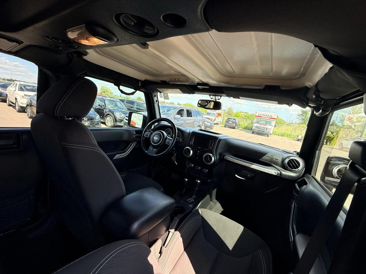 2015 Jeep Wrangler Unlimited Sahara Photo