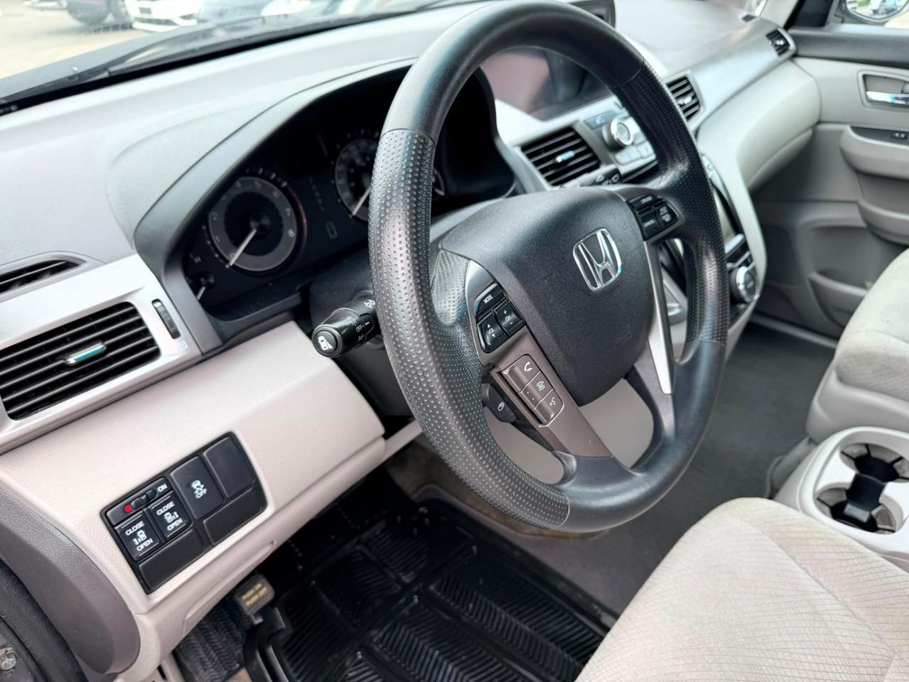 2015 Honda Odyssey 4DR WGN EX Photo