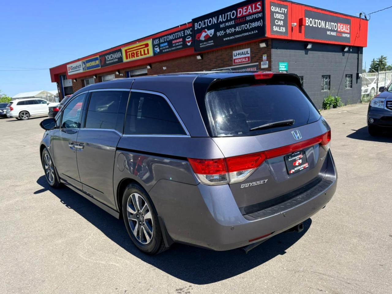 2015 Honda Odyssey 4DR WGN TOURING W/RES & NAVI Photo