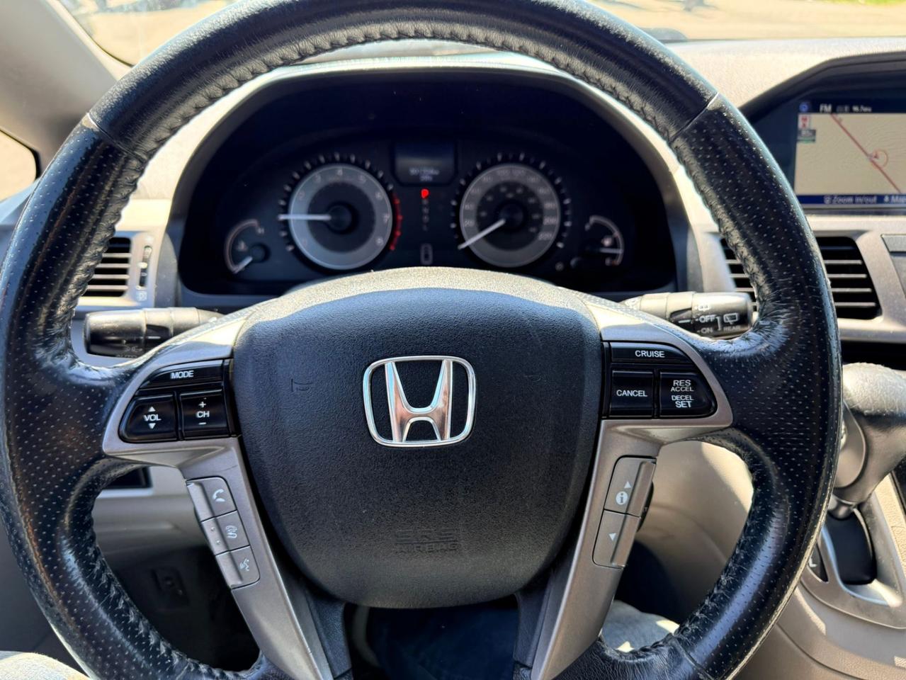 2015 Honda Odyssey 4DR WGN TOURING W/RES & NAVI Photo