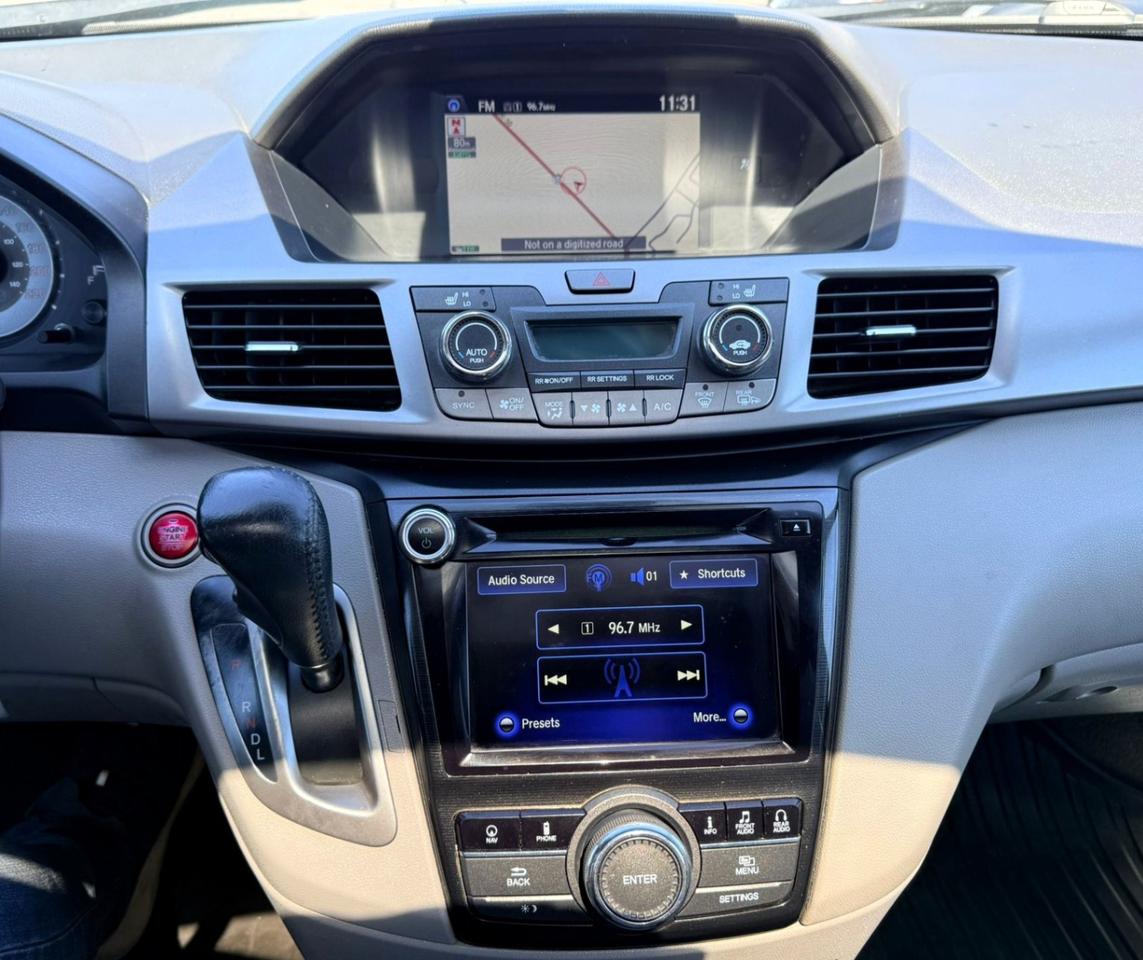 2015 Honda Odyssey 4DR WGN TOURING W/RES & NAVI Photo
