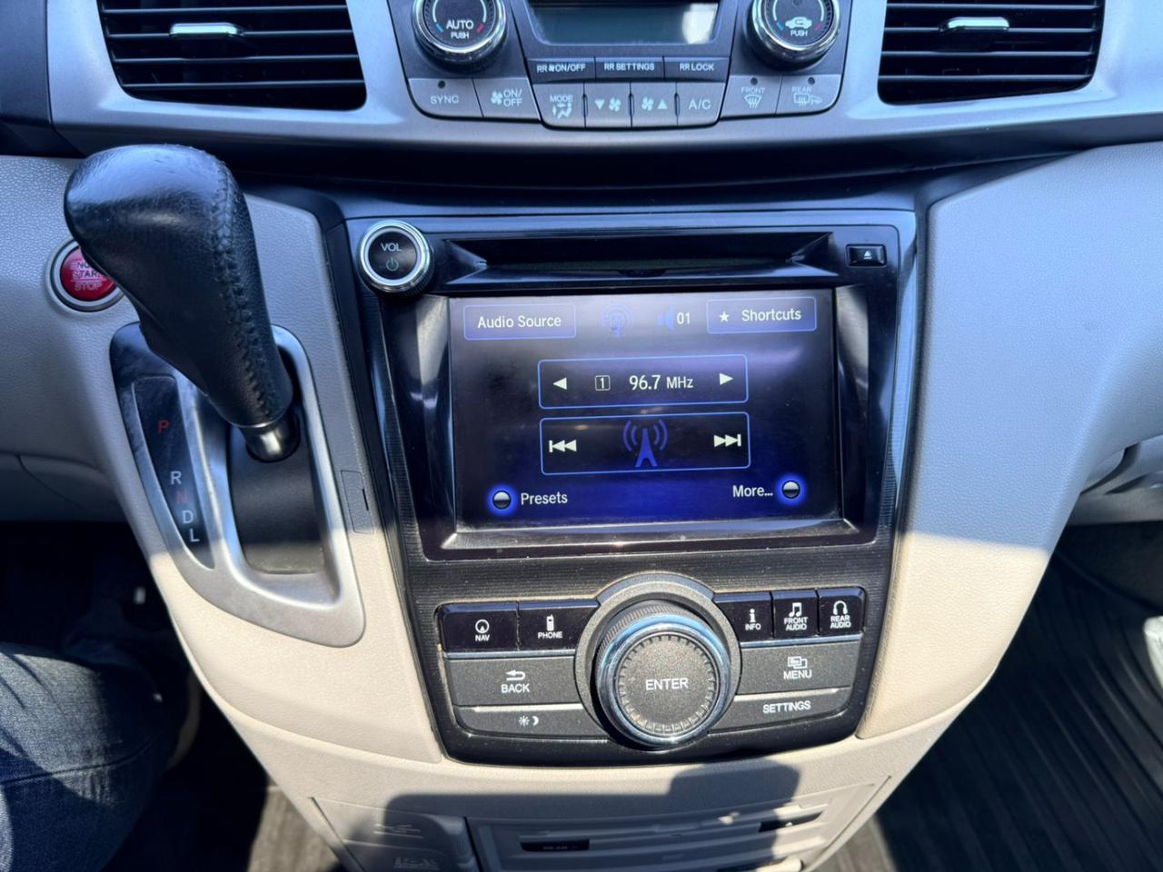 2015 Honda Odyssey 4DR WGN TOURING W/RES & NAVI Photo