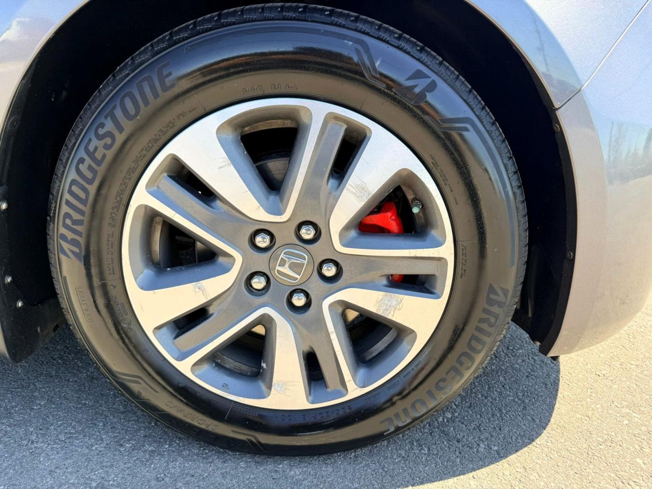 2015 Honda Odyssey 4DR WGN TOURING W/RES & NAVI Photo