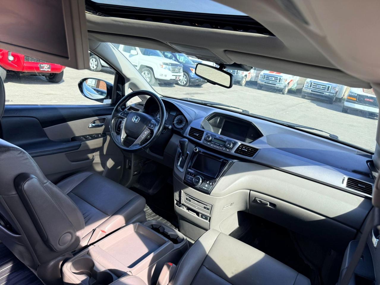 2014 Honda Odyssey Touring (Timing belt replaced) Photo