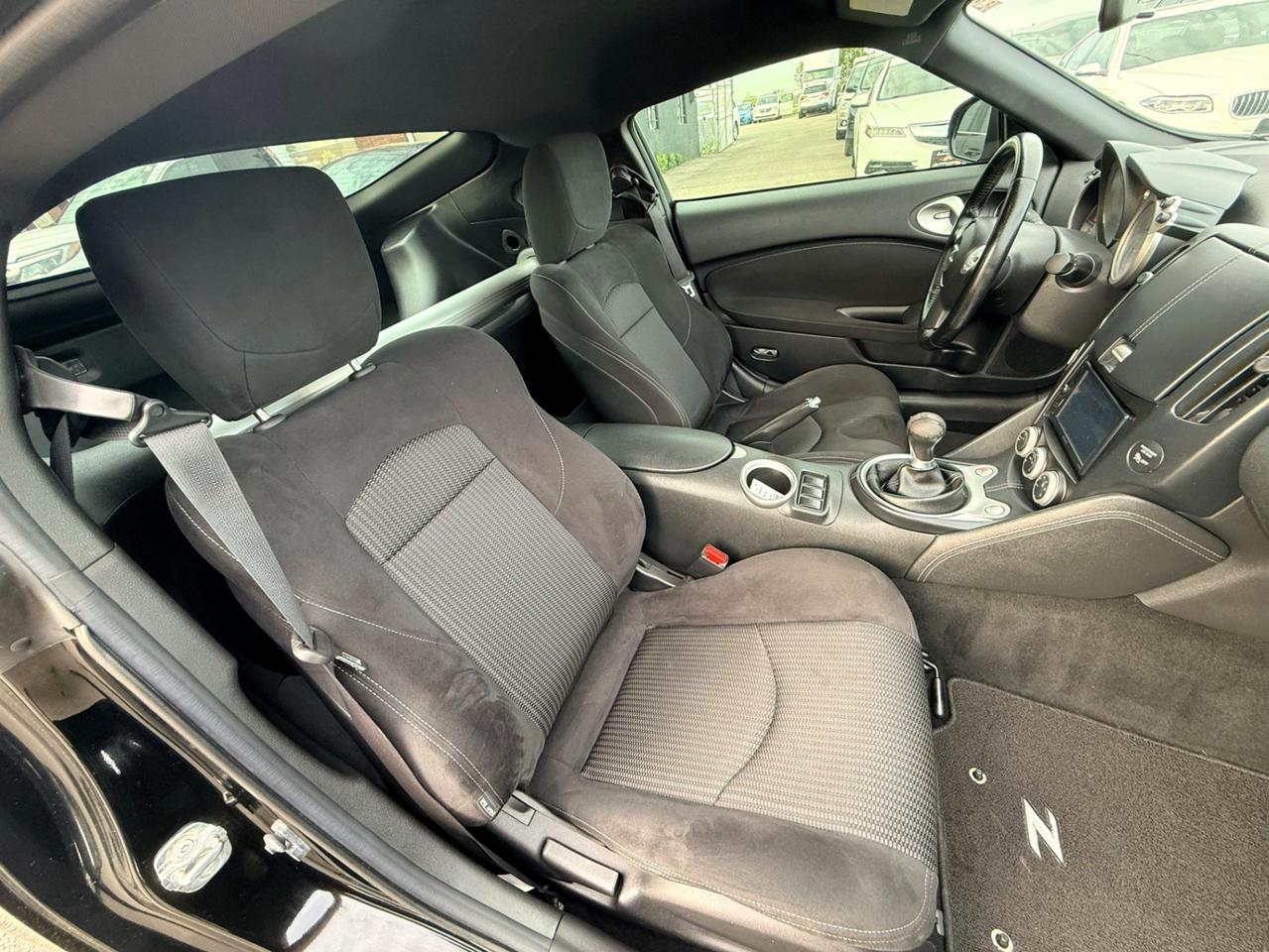 2017 Nissan 370Z 2dr Coupe Manual Photo