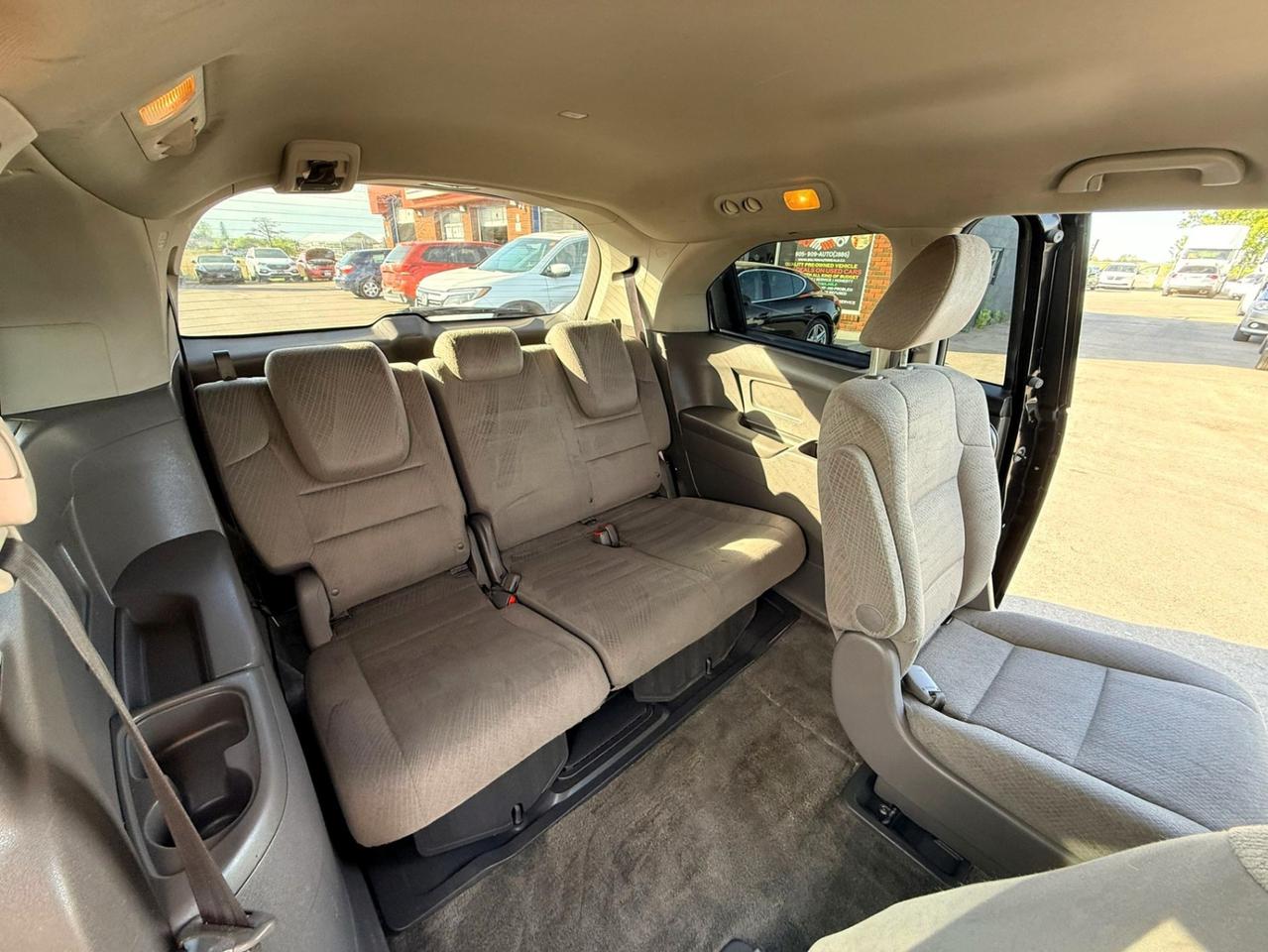 2014 Honda Odyssey LX Photo