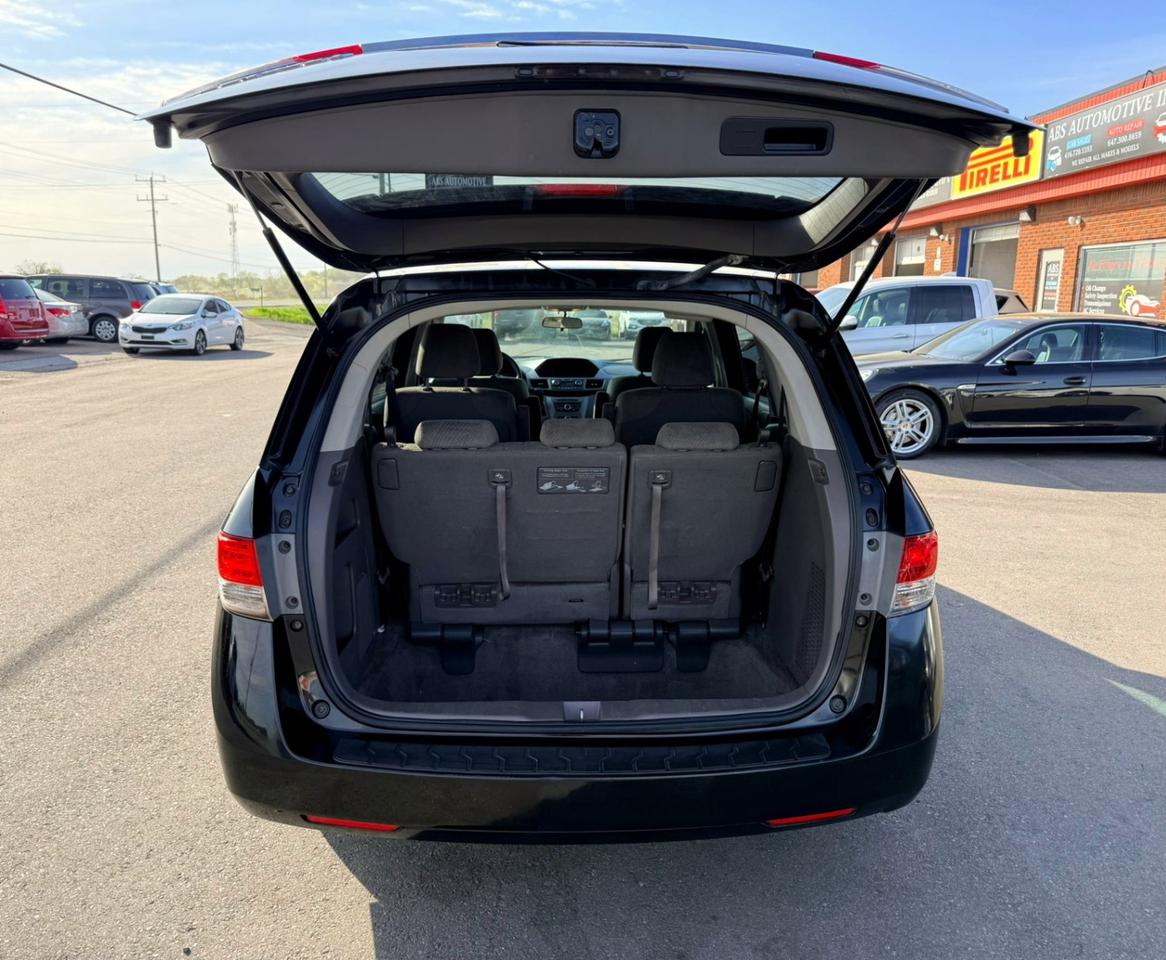 2014 Honda Odyssey LX Photo