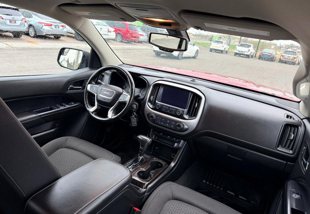 2018 GMC Canyon 4WD Crew Cab 128.3" SLE Photo