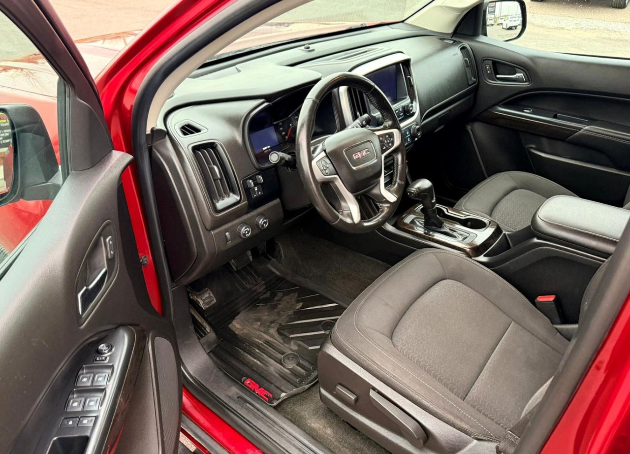 2018 GMC Canyon 4WD Crew Cab 128.3" SLE Photo