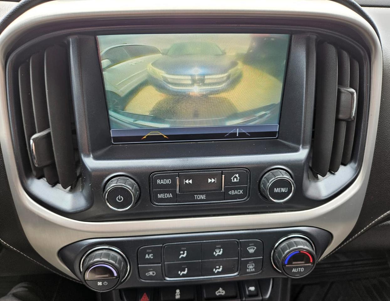 2018 GMC Canyon 4WD Crew Cab 128.3" SLE Photo