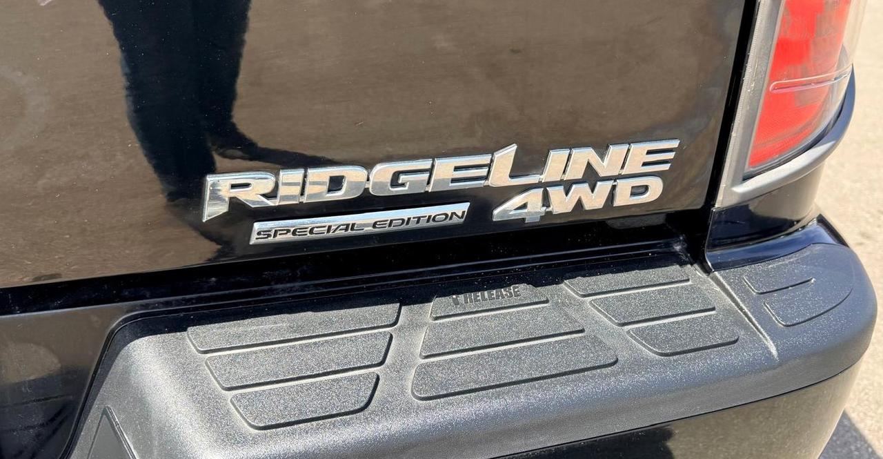 2014 Honda Ridgeline Special Edition Photo