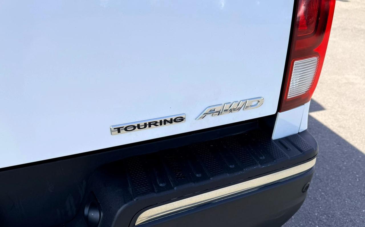 2020 Honda Ridgeline Touring Awd Photo