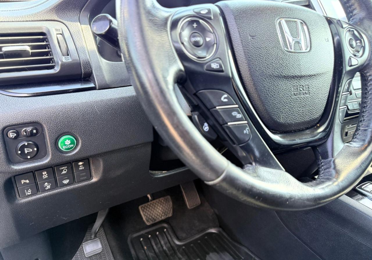 2020 Honda Ridgeline Touring Awd Photo