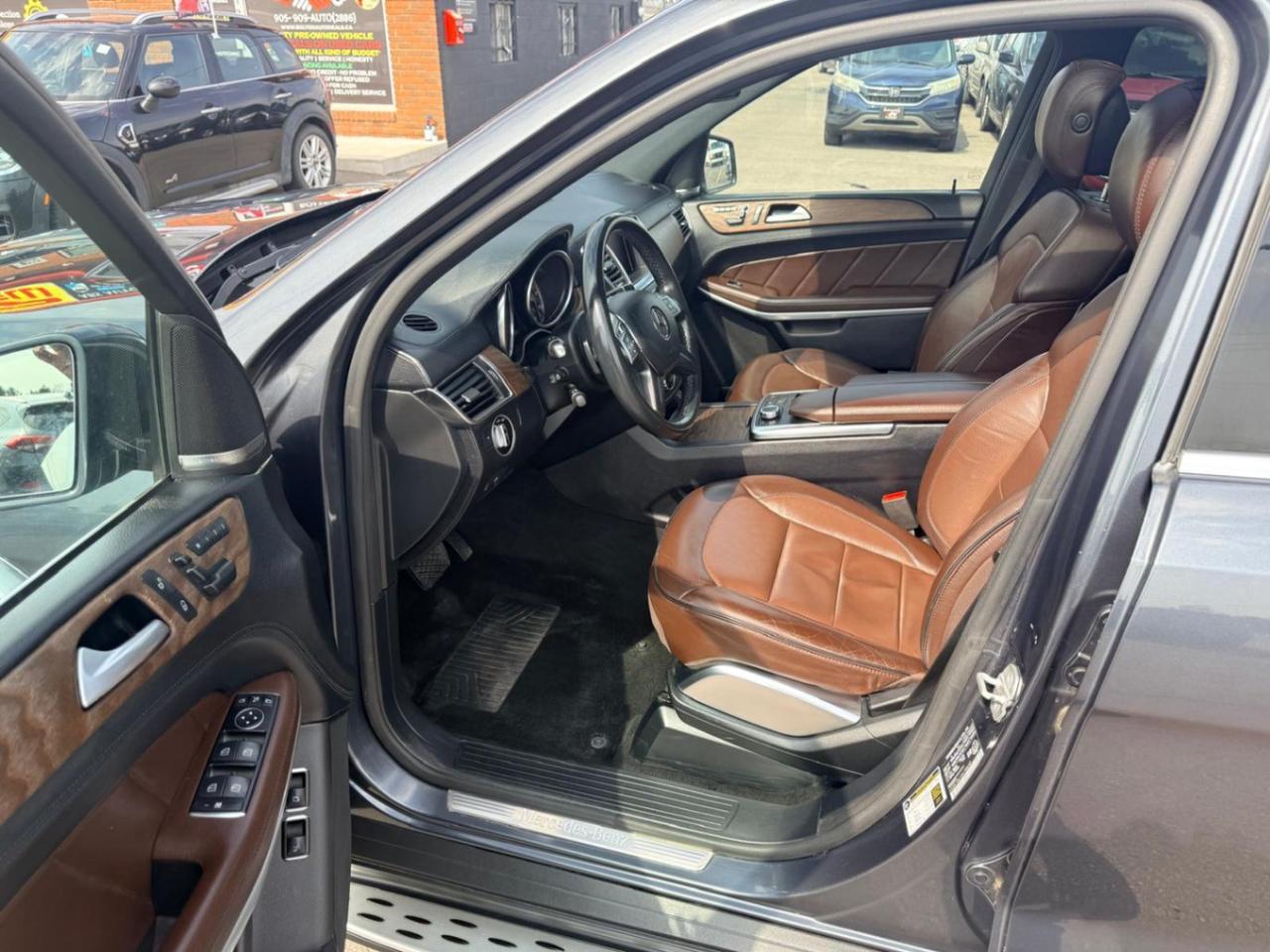 2013 Mercedes-Benz GL-Class GL 550 AMG PACKAGE Photo