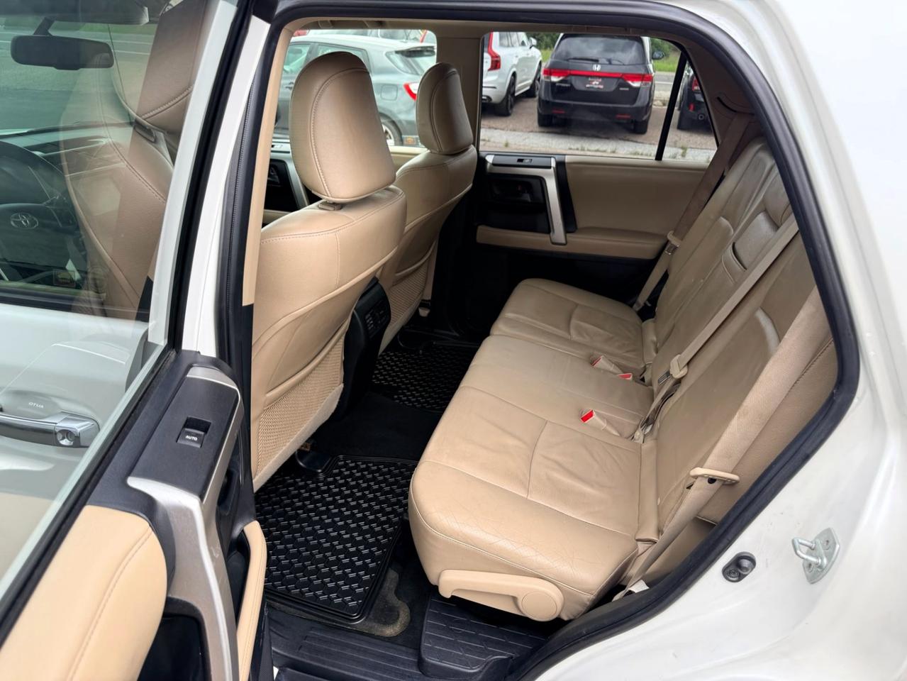 2013 Toyota 4Runner SR5 Photo