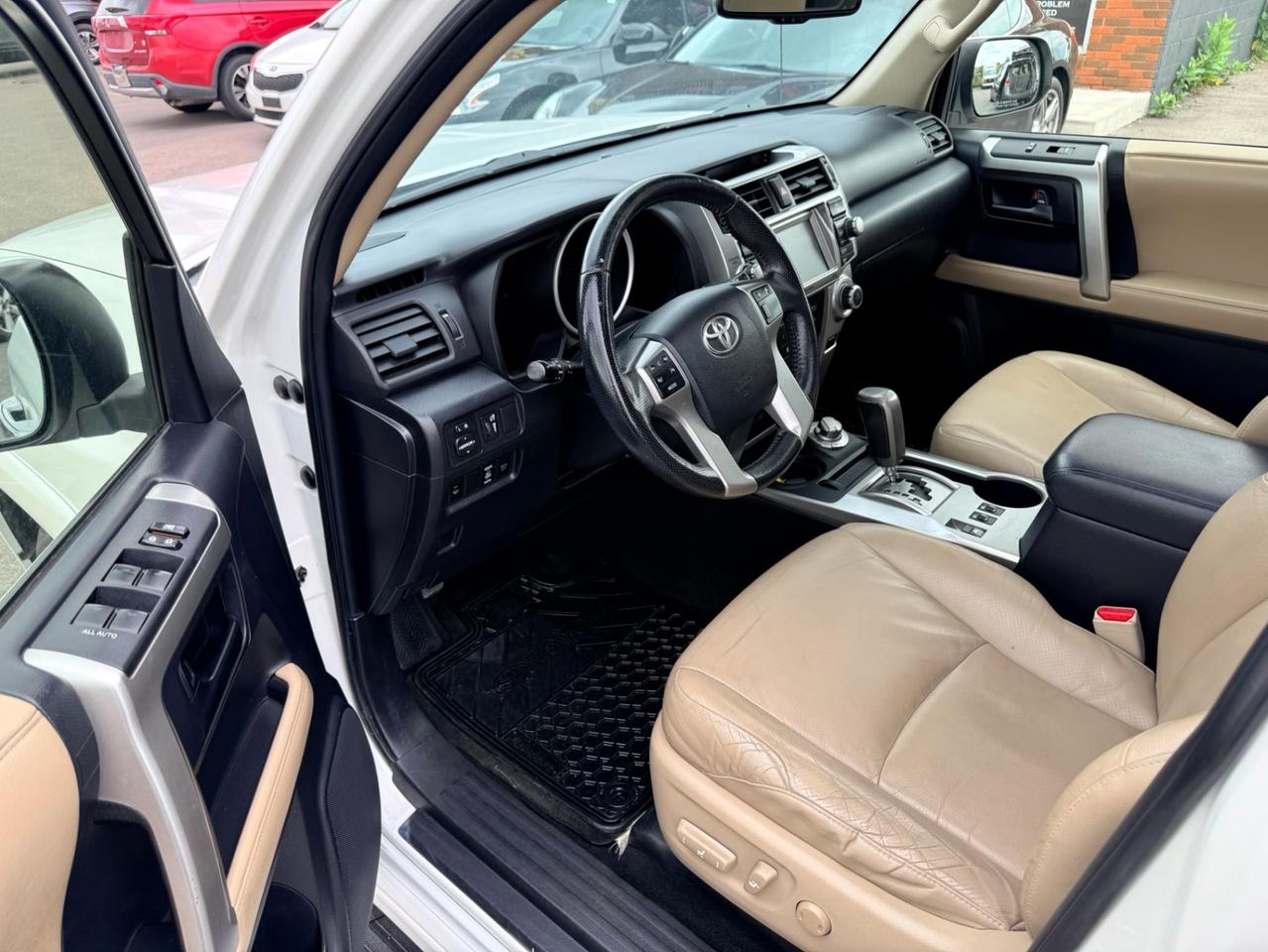 2013 Toyota 4Runner SR5 Photo