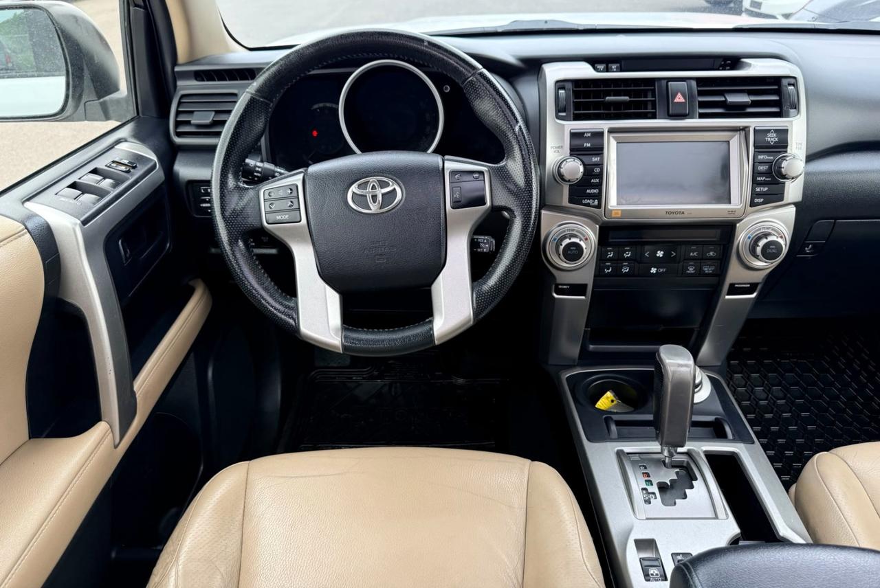 2013 Toyota 4Runner SR5 Photo