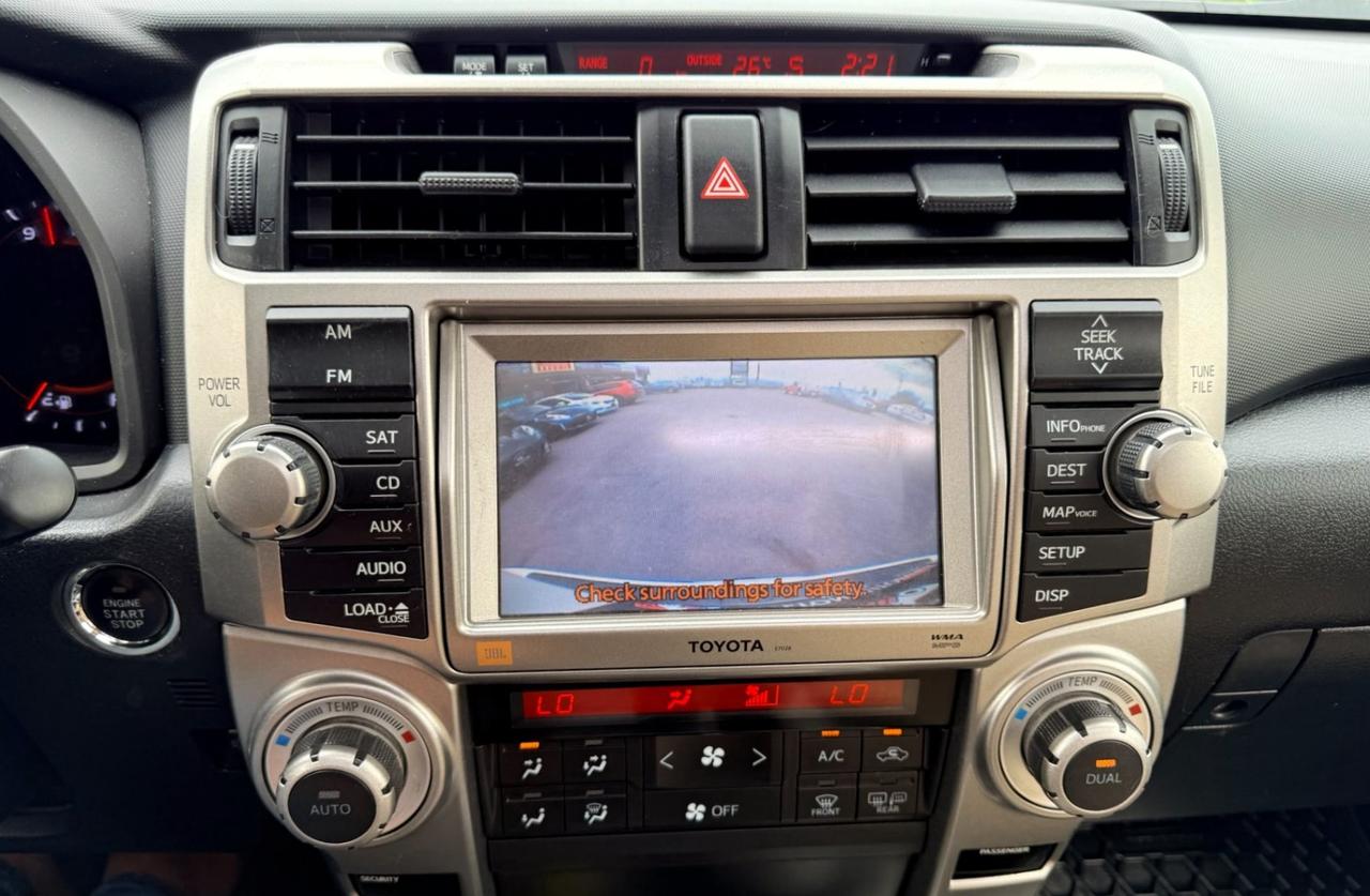 2013 Toyota 4Runner SR5 Photo
