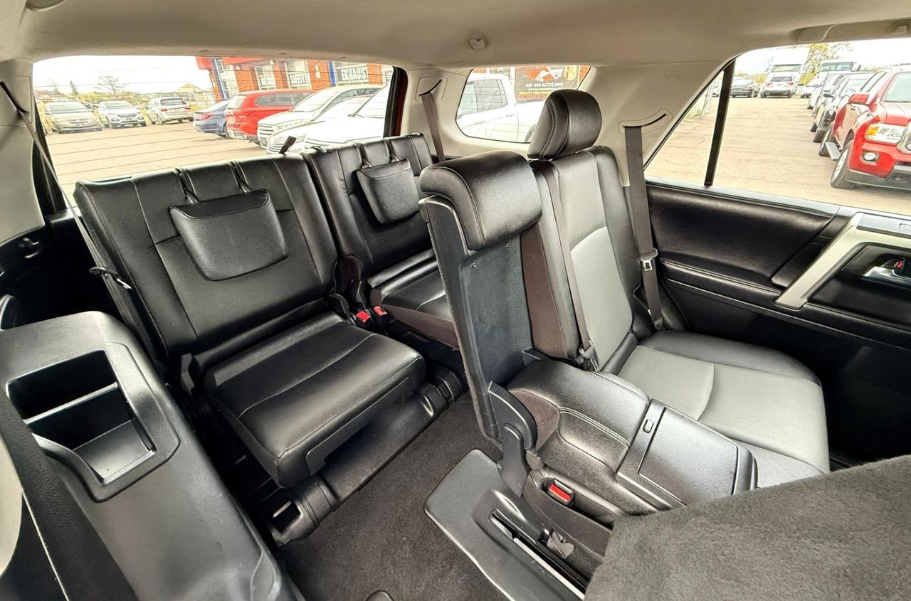 2017 Toyota 4Runner SR5 4WD Photo