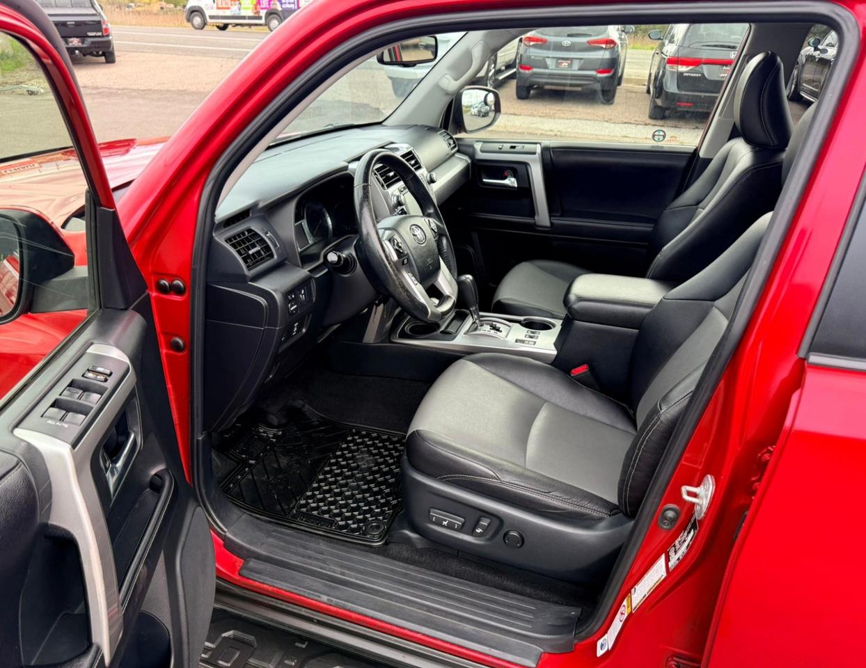 2017 Toyota 4Runner SR5 4WD Photo