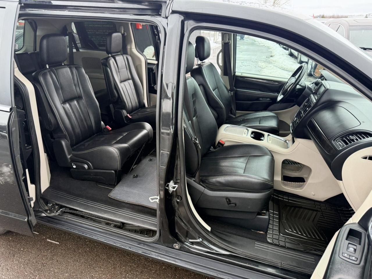 2018 Dodge Grand Caravan Crew Plus Photo