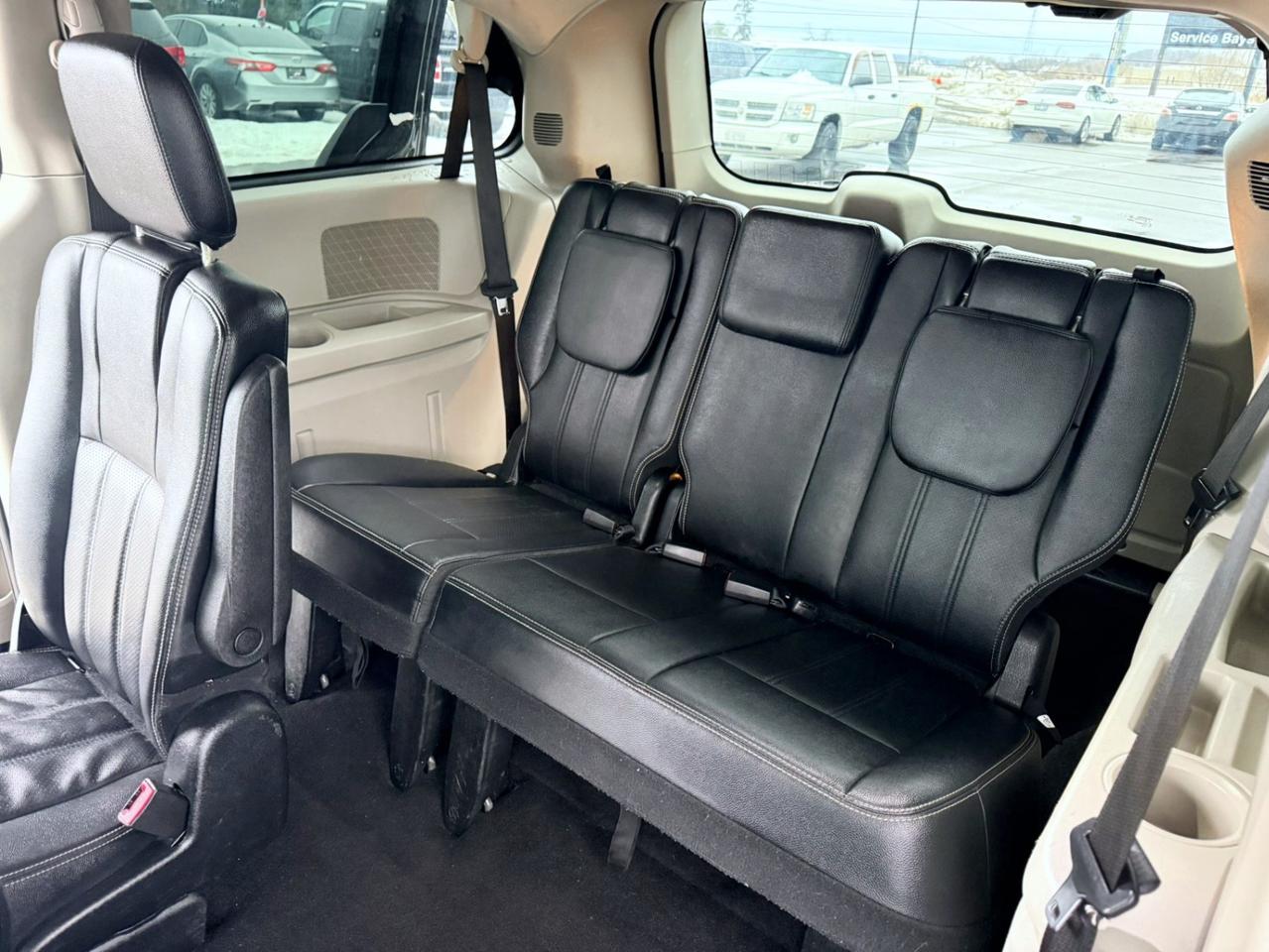 2018 Dodge Grand Caravan Crew Plus Photo