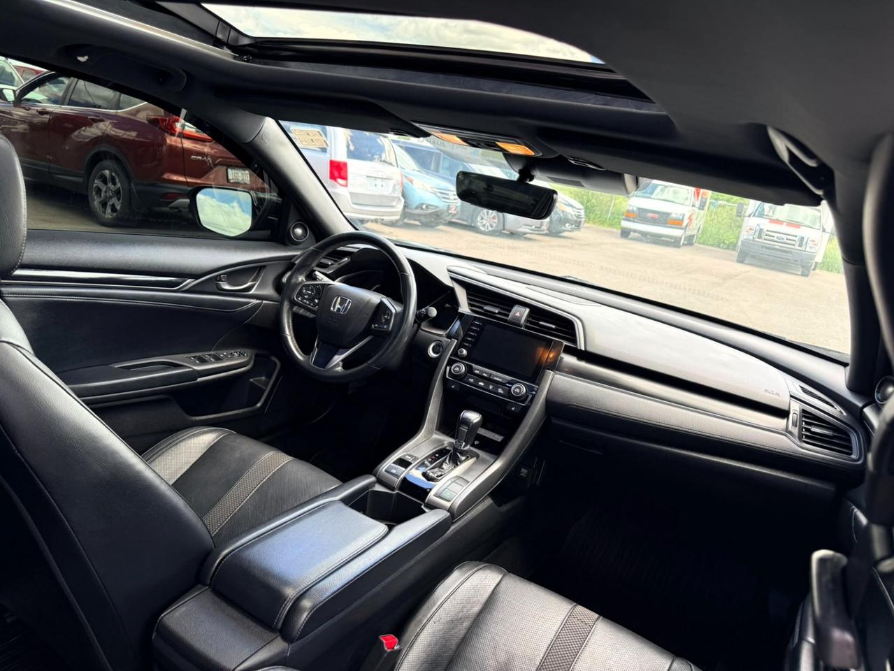2020 Honda Civic Sport Touring CVT Photo