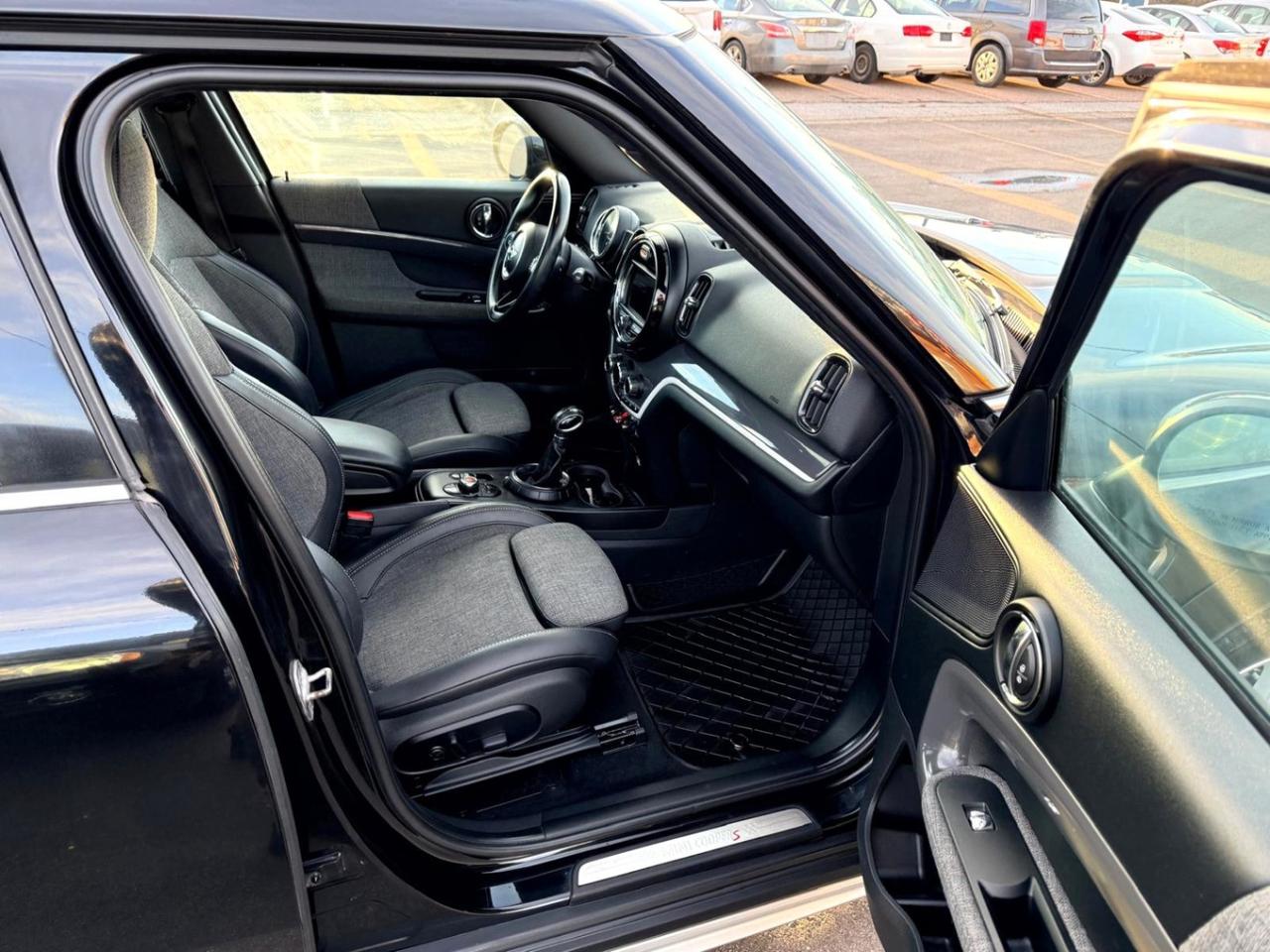 2017 MINI Cooper Countryman ALL4 4DR S Photo