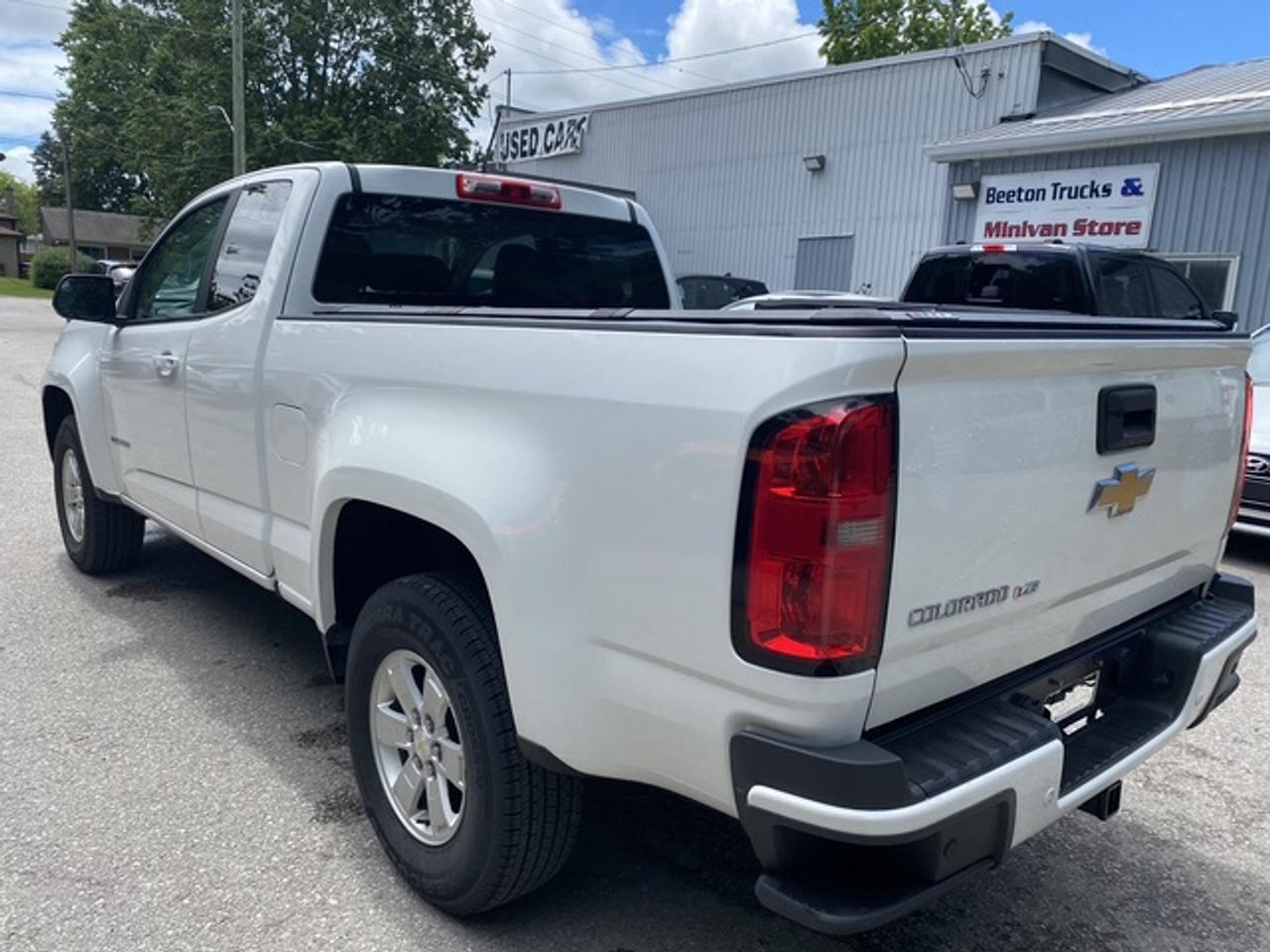 2020 Chevrolet Colorado 2WD WORK TRUCK EXT CAB Photo3