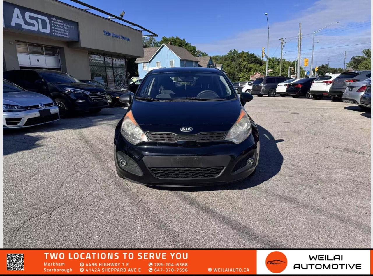 2013 Kia Rio LX/AS IS Photo3
