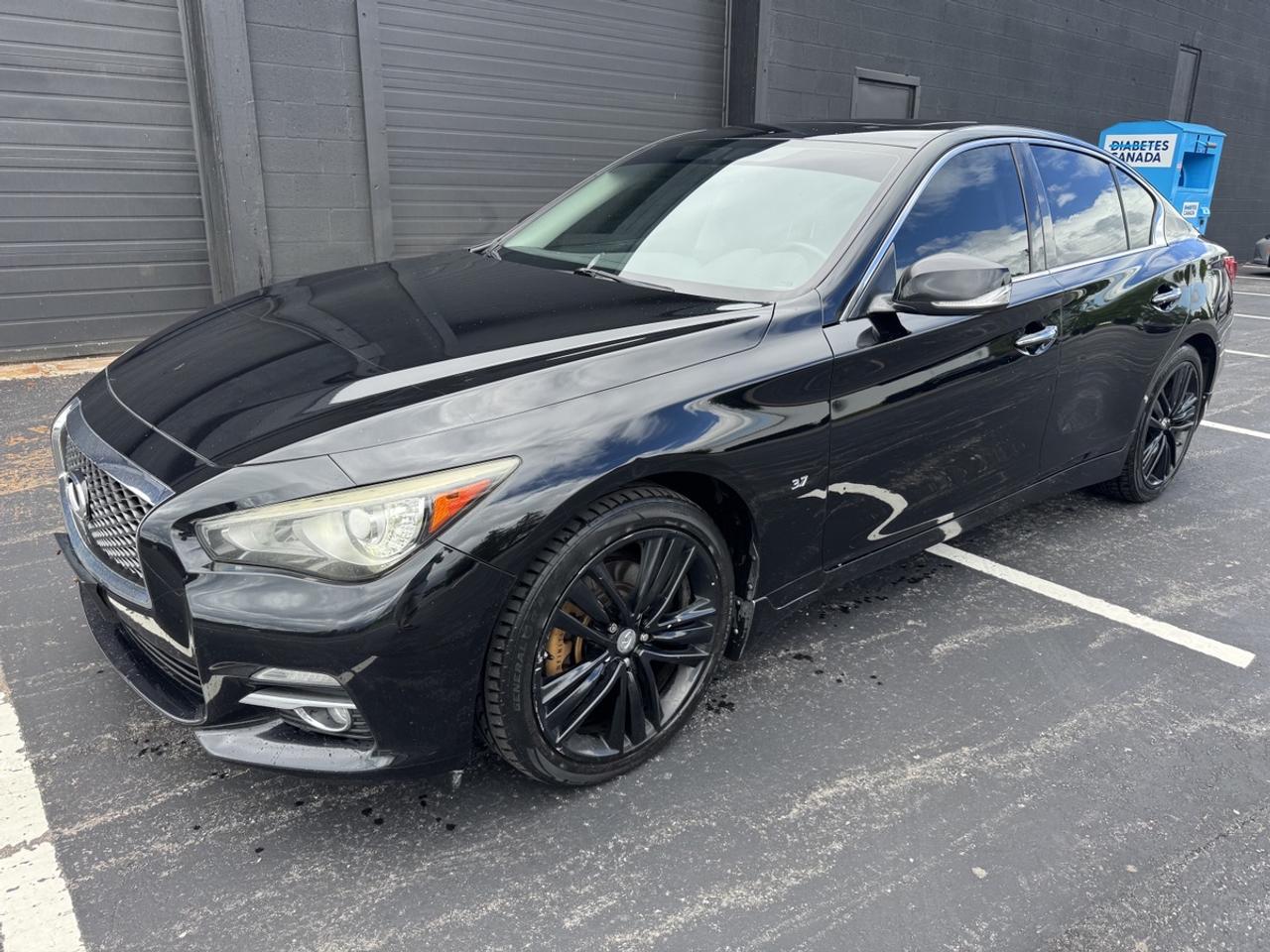 2015 Infiniti Q50 Limited Photo