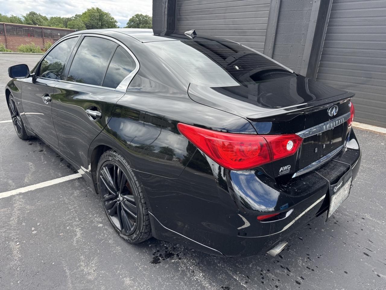 2015 Infiniti Q50 Limited Photo