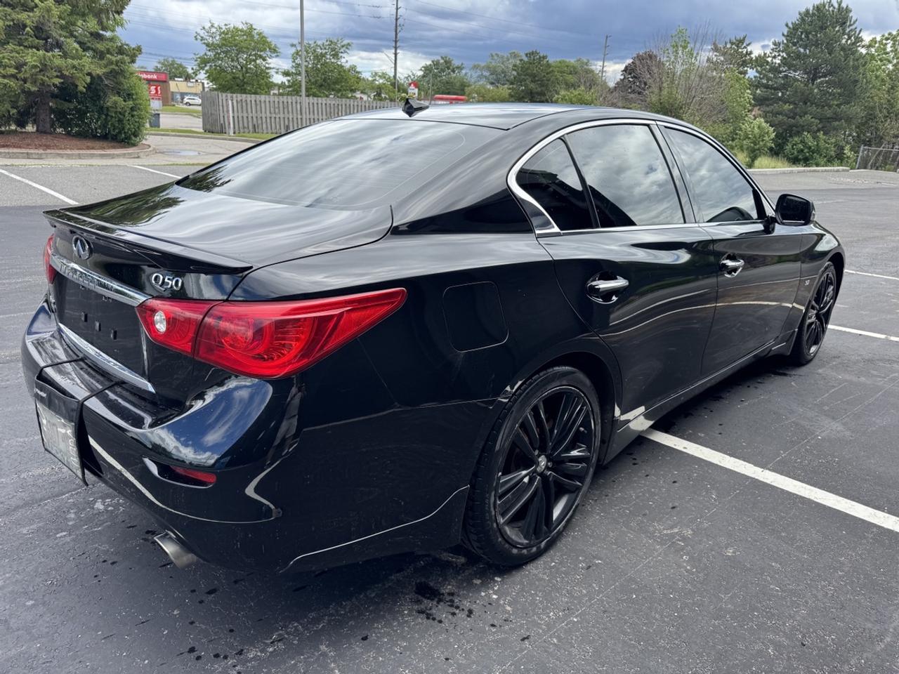 2015 Infiniti Q50 Limited Photo