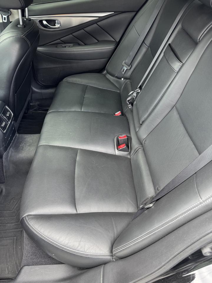 2015 Infiniti Q50 Limited Photo