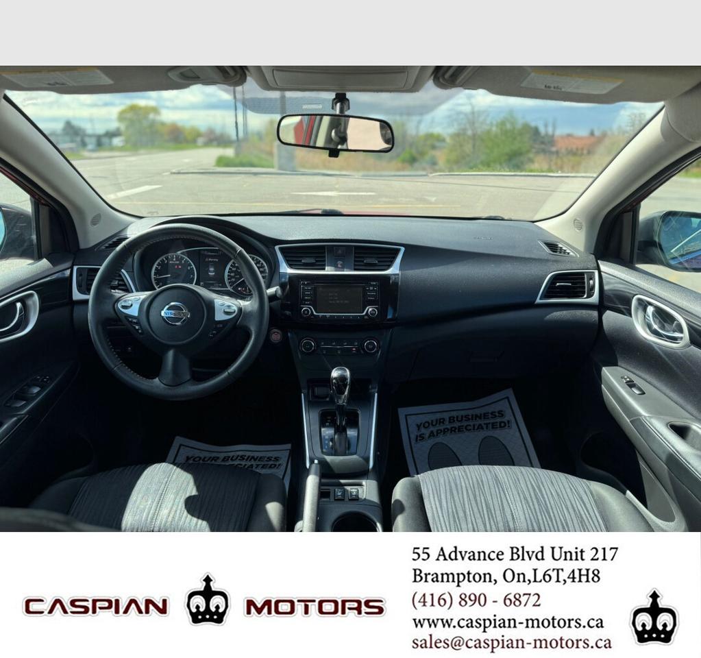 2017 Nissan Sentra SV Photo