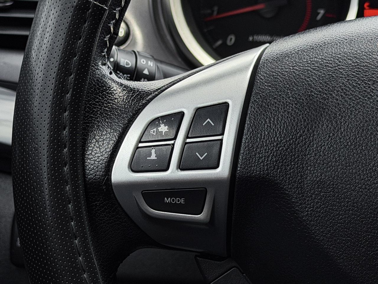 2016 Mitsubishi Lancer se Limited Photo
