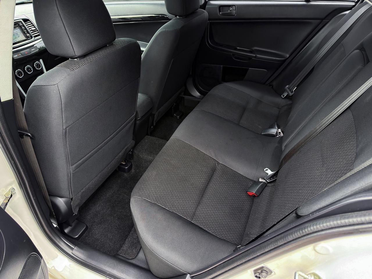 2016 Mitsubishi Lancer se Limited Photo
