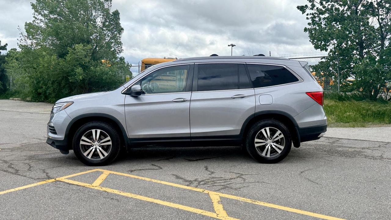 2017 Honda Pilot EX L Photo2
