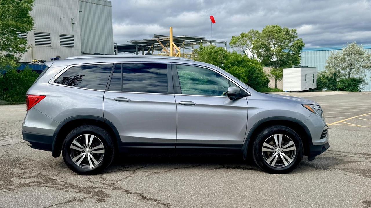 2017 Honda Pilot EX L Photo