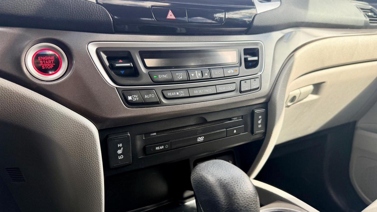 2017 Honda Pilot EX L Photo
